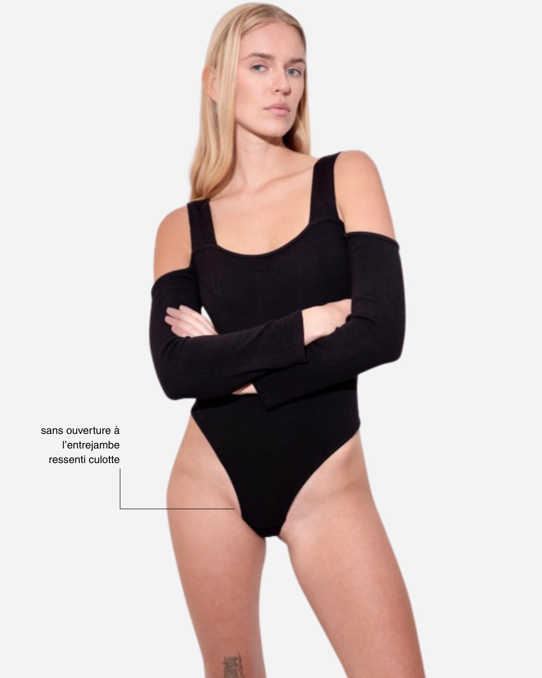BODY_NOIR_SEXY_NO_COMMENT_EPAULES_NUES_MANCHES_LONGUES
