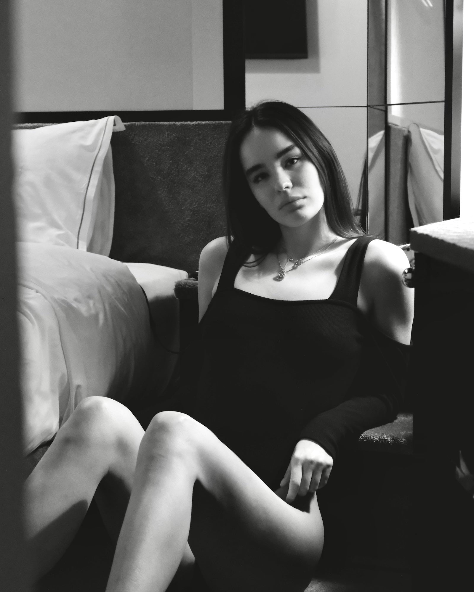 BODY_NOIR_TANGA_EPAULES_DENUDEES