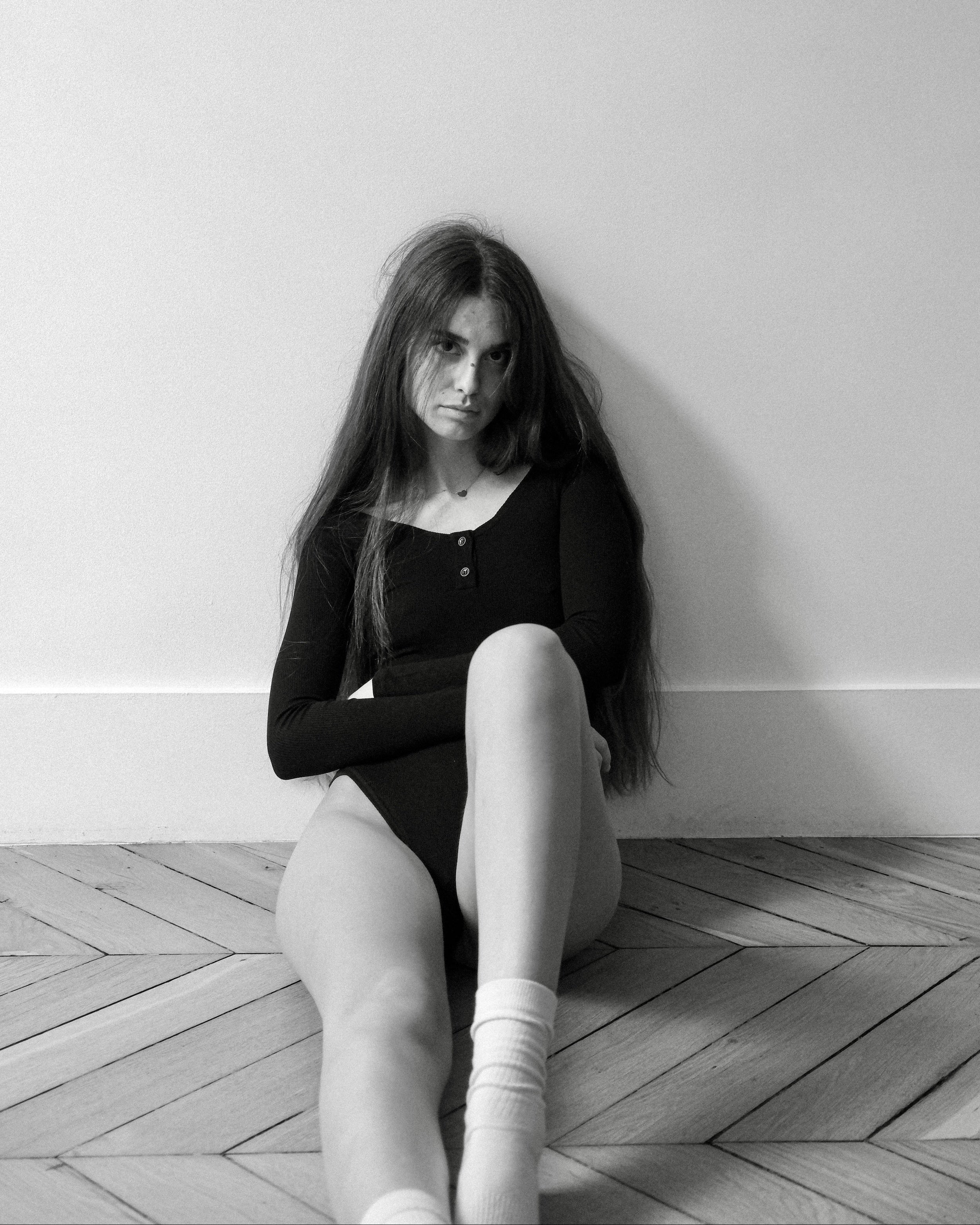 BODY_VERSATILE_DOS_NU_NO_COMMENT_COL_FERME